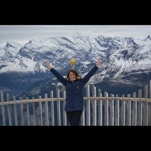 Meet your Posher, Renee